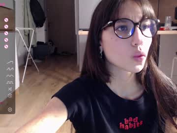 female cam girl ponyoonthecliff image #3966589