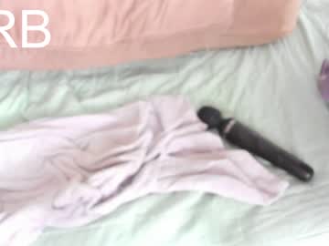 female cam girl honey_sunshine image #2550477