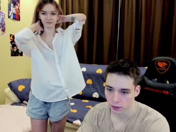 female cam couple kelley_n_danny image #3665614
