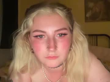 female cam girl lulababy23 image #4019063
