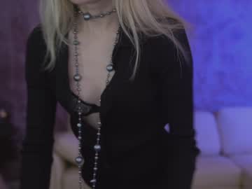 female cam couple anabel054 image #3509639