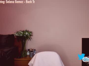 female cam girl hollyextra image #2050289