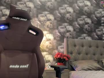female cam girl angeellina image #1903021