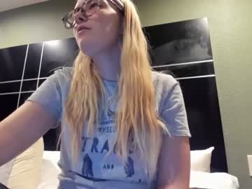 female cam girl mariah95 image #358429