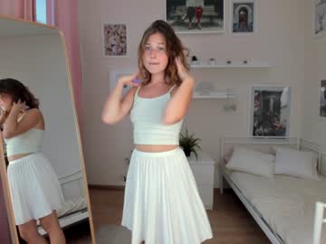 female cam couple lottie_shine image #2661796