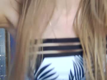 female cam girl teonasafina__ image #3368196