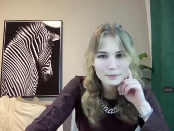 female cam girl pae0n1a image #2684583