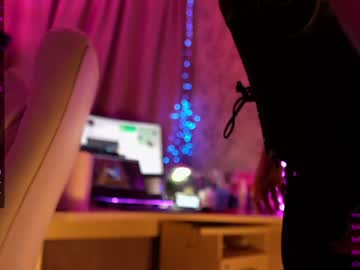 female cam girl kronniekray image #2175092