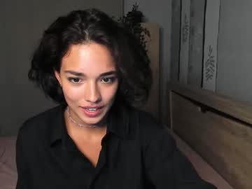 female cam girl ella_flare image #2475681