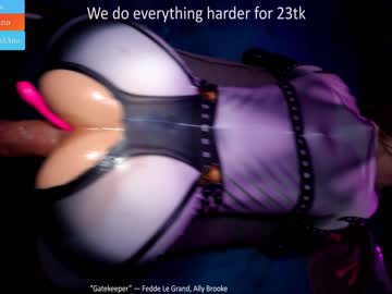 female cam couple ana__lingus image #3701667
