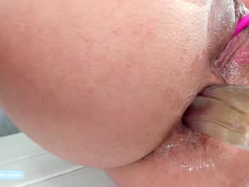 female cam girl pavlovacoluccii_ image #860637
