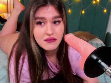 female cam girl miraclark1 image #1841235