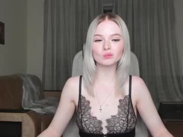 female cam girl yuppiyulia image #199132