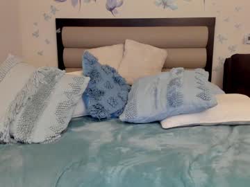 female cam girl carliescott_meow image #2487965