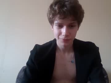 augustlucy  webcam