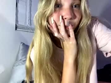 female cam girl lilruchi image #2084785