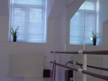 female cam girl april_blush image #3995051