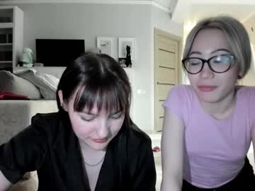 female cam couple pinkdoll1 image #4038784