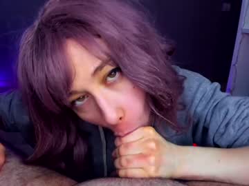 female cam couple kissasun image #947426