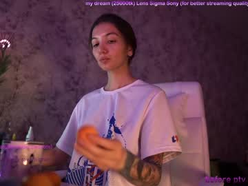 female cam girl kronniekray image #767083