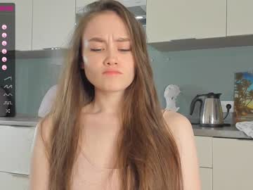 female cam girl miaaperry image #3795593