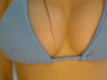female cam girl cielo69_ image #1910862