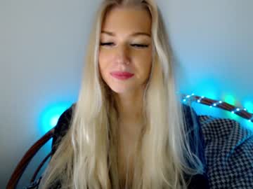 female cam girl pervyblonde image #1891815