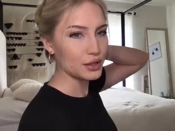 female cam girl thezabrina image #3609258