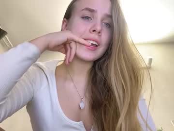 female cam girl gucci_rich image #3838595