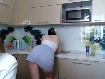 female cam couple renae_tom image #3189486