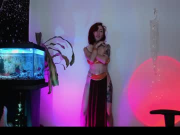 female cam girl nebamazee image #934605