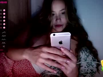 female cam girl theellenshow image #1340945