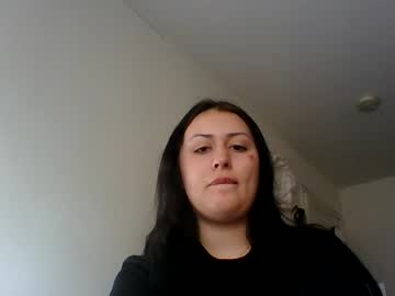 latinamamii02  female  webcam