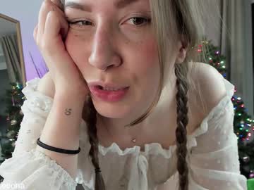female cam girl eyeseeona3 image #3299933