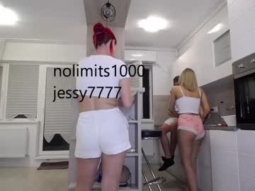 female cam couple nolimitscoupl3 image #3515501