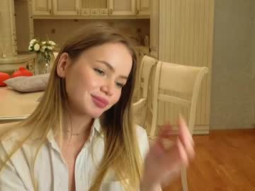 isabellaheidi  female  webcam