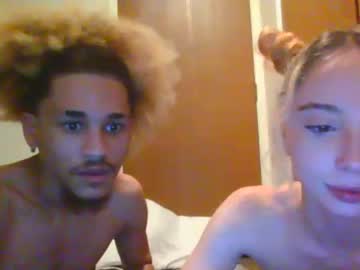 female cam couple ittybitty7 image #1954056