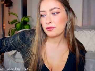 female cam girl x_lily_x image #1299304