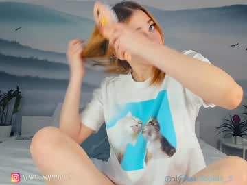 female cam girl sophie_5 image #1021534