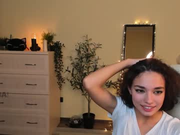 female cam girl ella_flar_ image #2813077