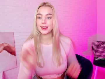 female cam girl 8a8y_nura image #885822