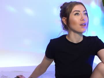 female cam girl emese_ image #1523892