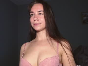 female cam girl camillabenz image #1894487