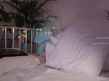 female cam girl _deepthroatgalactica image #1564410