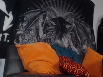 female cam girl silentmary image #2772541