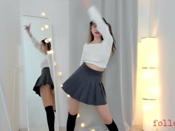 female cam girl y_u_m_i_k_a image #1793475