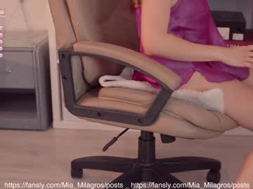 female cam girl mia_milagros image #2284844