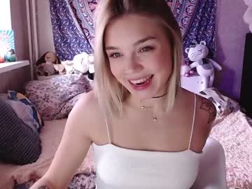 female cam girl babyfromtheforest image #1941694