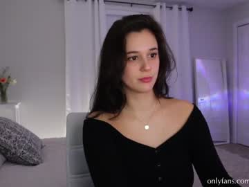 female cam girl onlyems23 image #3882865