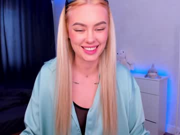 female cam girl 8a8y_nura image #3884603